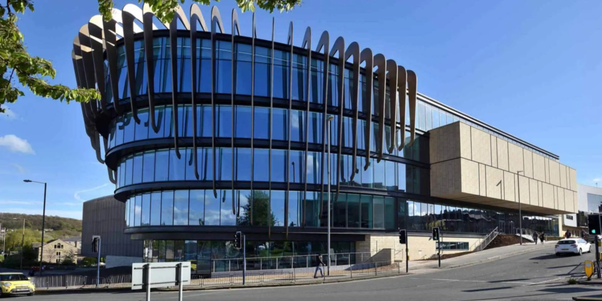 University of Huddersfield – Specialized in Engineering