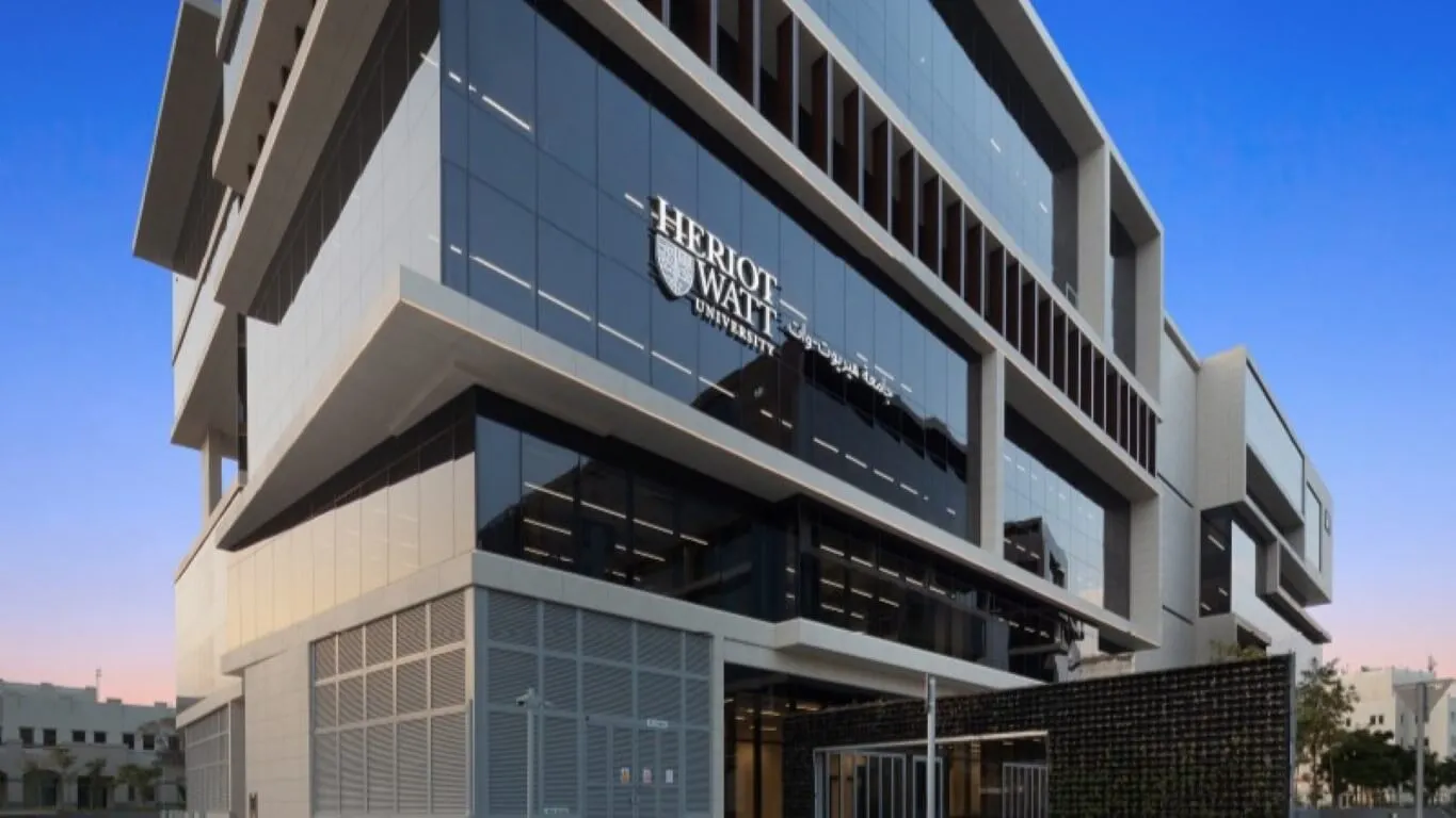 Heriot Watt University – Offers Financial Support